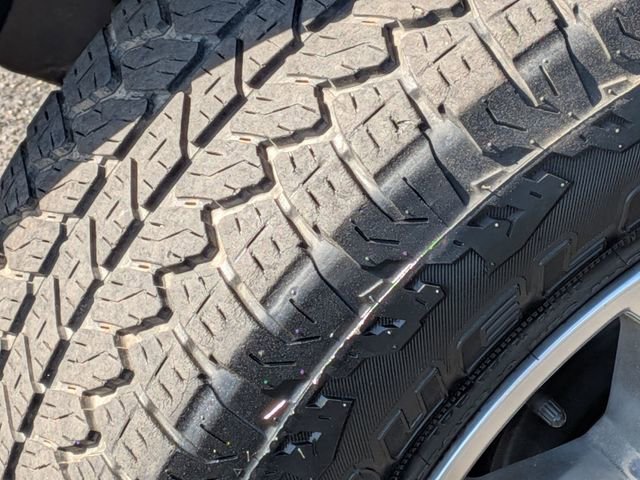 Used 2021 GMC Sierra 1500 SLT image 11