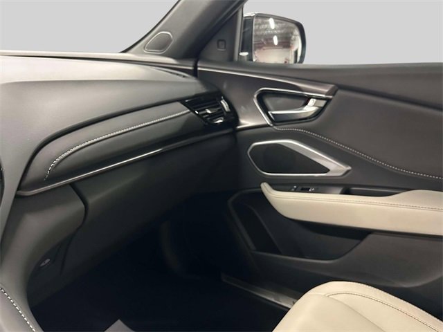 Used 2025 Acura RDX SH-AWD image 29