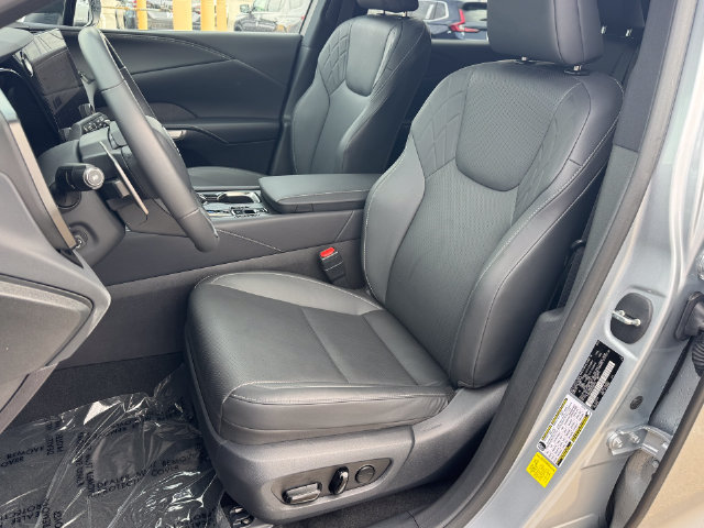 Used 2024 Lexus RX 350 Premium w/ Cold Area Package AWD/4WD image 16