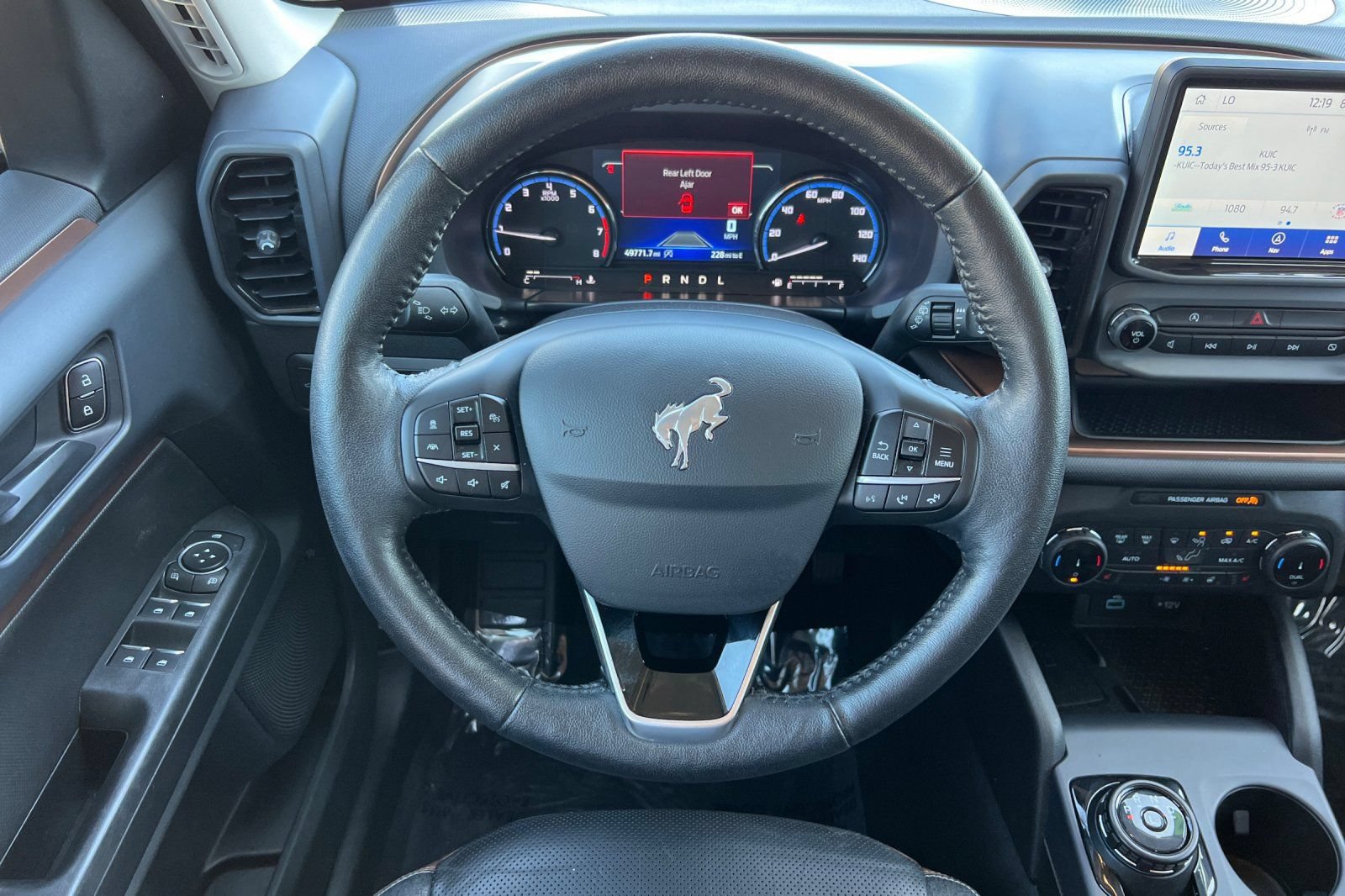 Used 2022 Ford Bronco Sport Outer Banks w/ Tech Package AWD/4WD image 15