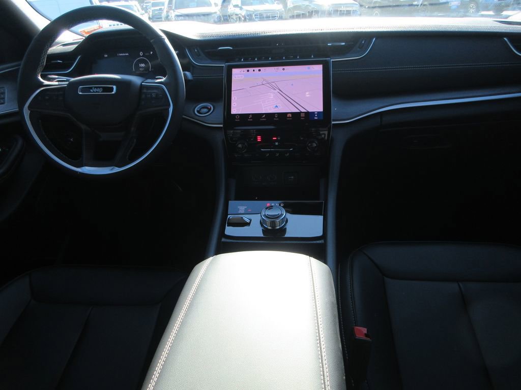 Used 2025 Jeep Grand Cherokee L Limited w/ Trailer Tow Package image 16