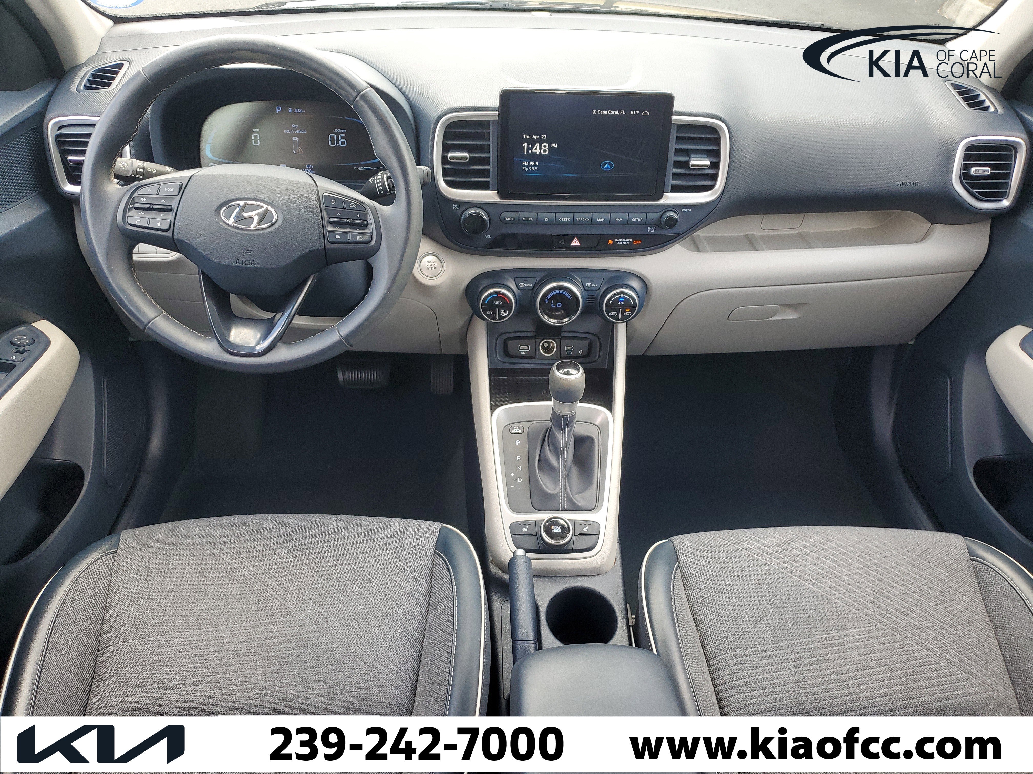 Used 2023 Hyundai Venue Limited w/ Cargo Package FWD image 13