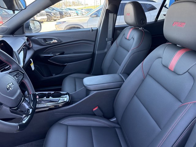 New 2026 Chevrolet Trax RS w/ Sunroof Package image 5