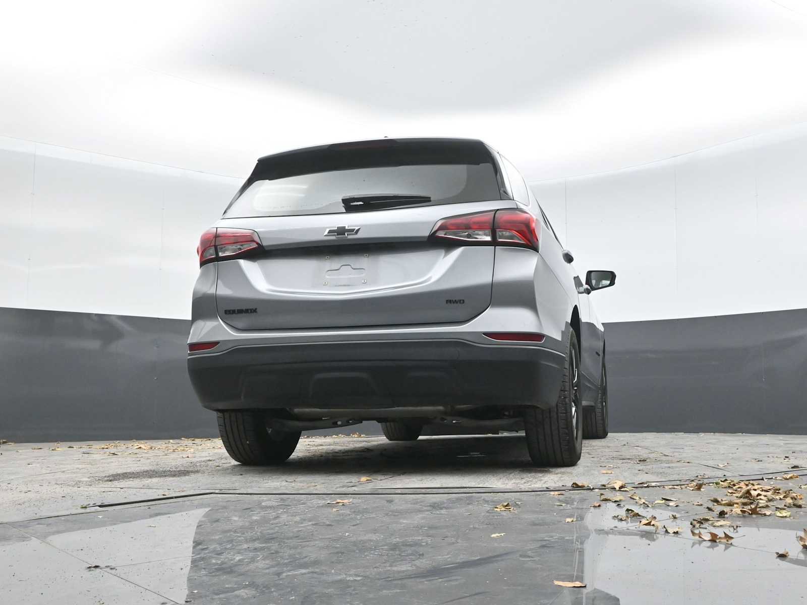 Used 2024 Chevrolet Equinox LS w/ Sport Edition image 39