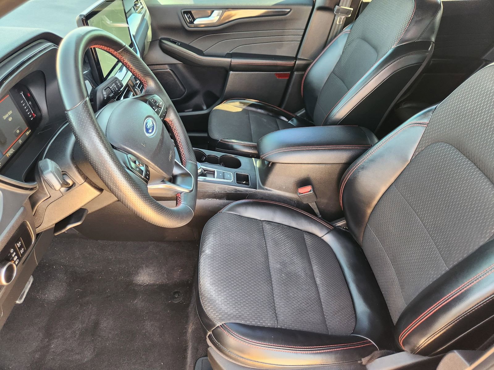 Used 2023 Ford Escape ST-Line w/ Tech Pack #1 image 14