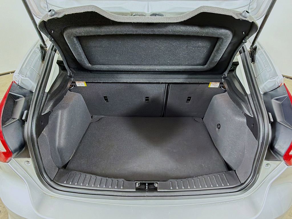 Used 2014 Ford Focus SE w/ Equipment Group 201A image 10