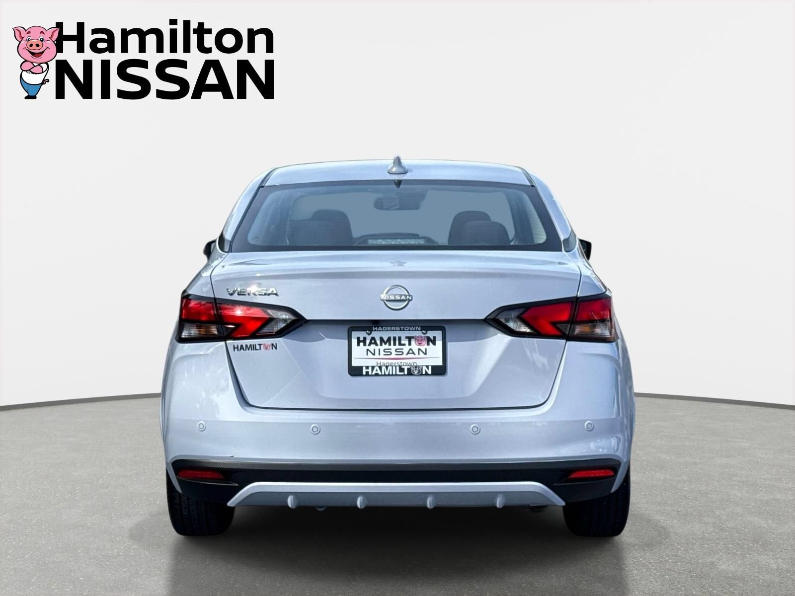 Used 2025 Nissan Versa SV FWD image 3