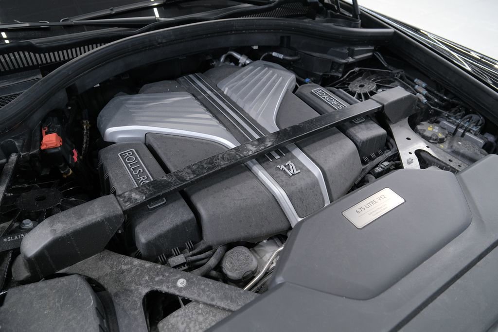 Used 2026 Rolls-Royce Cullinan image 80