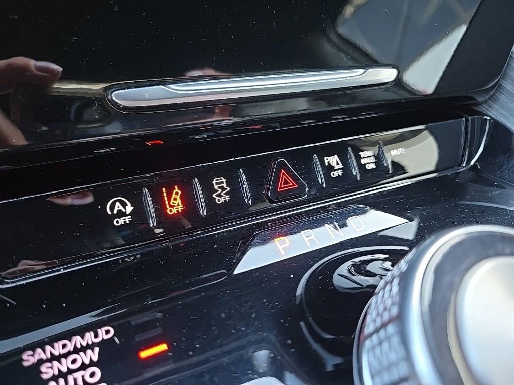 Used 2024 Jeep Wagoneer Series II image 65