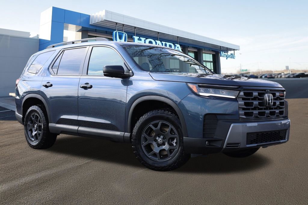 New 2026 Honda Pilot TrailSport image 1