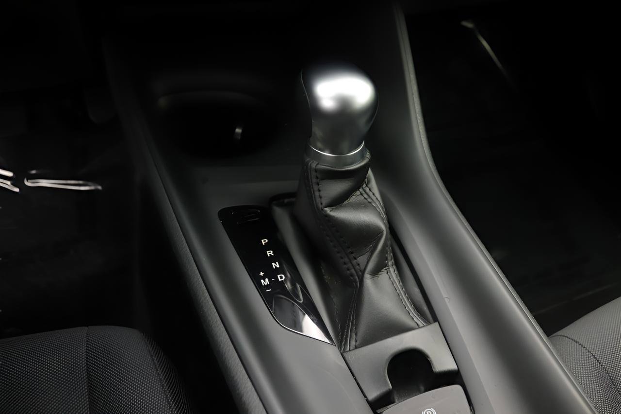 Used 2020 Toyota C-HR LE image 15