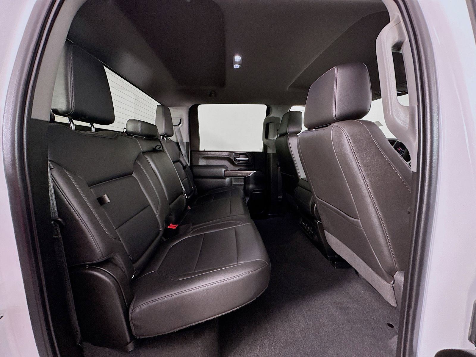 Used 2022 Chevrolet Silverado 2500 LTZ w/ Gooseneck/5TH Wheel Package image 28