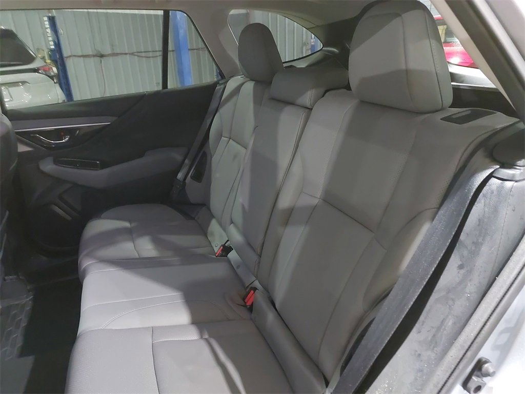 Used 2023 Subaru Outback Limited image 14