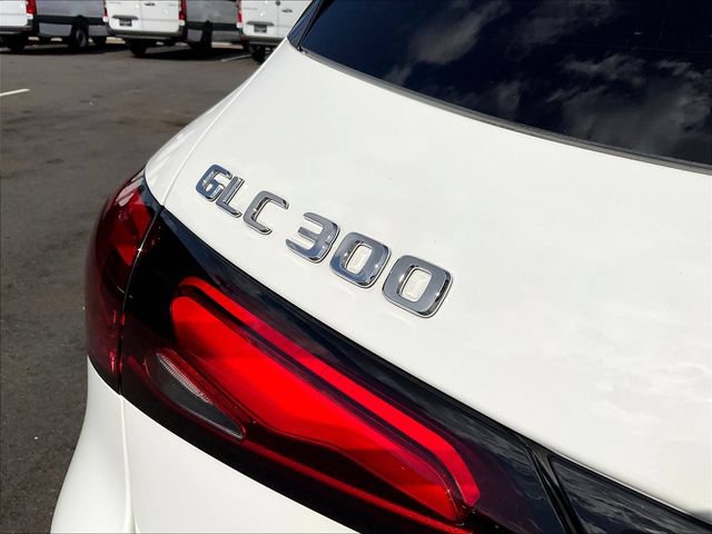 Used 2026 Mercedes-Benz GLC 300 4MATIC image 26
