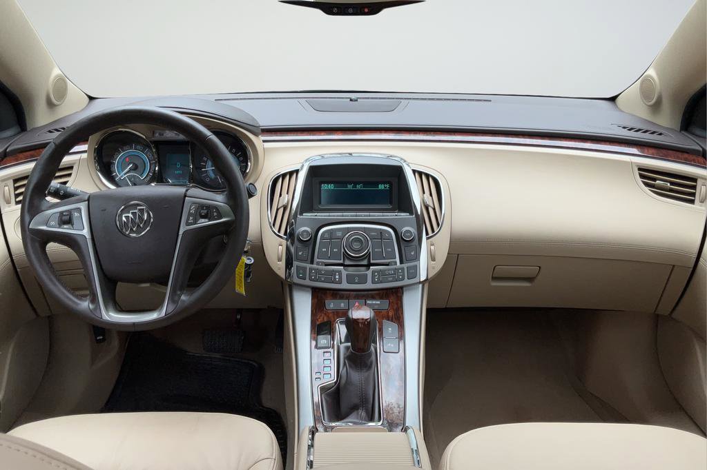 Used 2011 Buick LaCrosse CXL FWD image 12