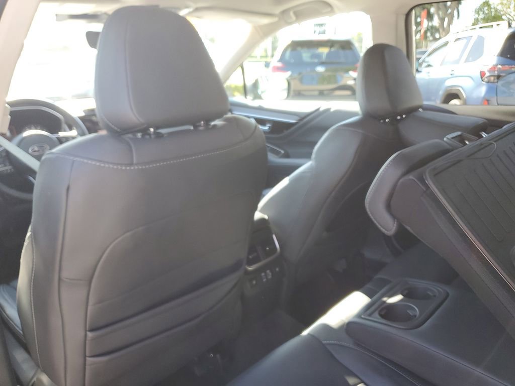 Used 2023 Subaru Outback Limited image 15
