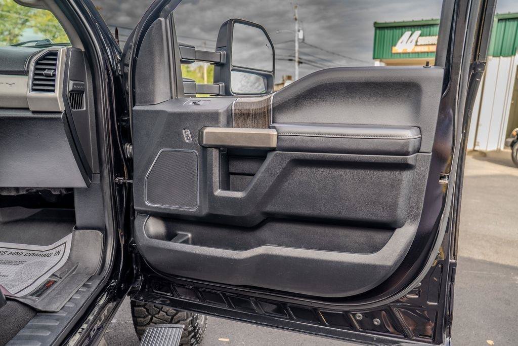 Used 2020 Ford F250 Lariat AWD/4WD image 21