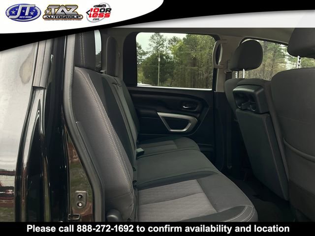 Used 2020 Nissan Titan SV image 14