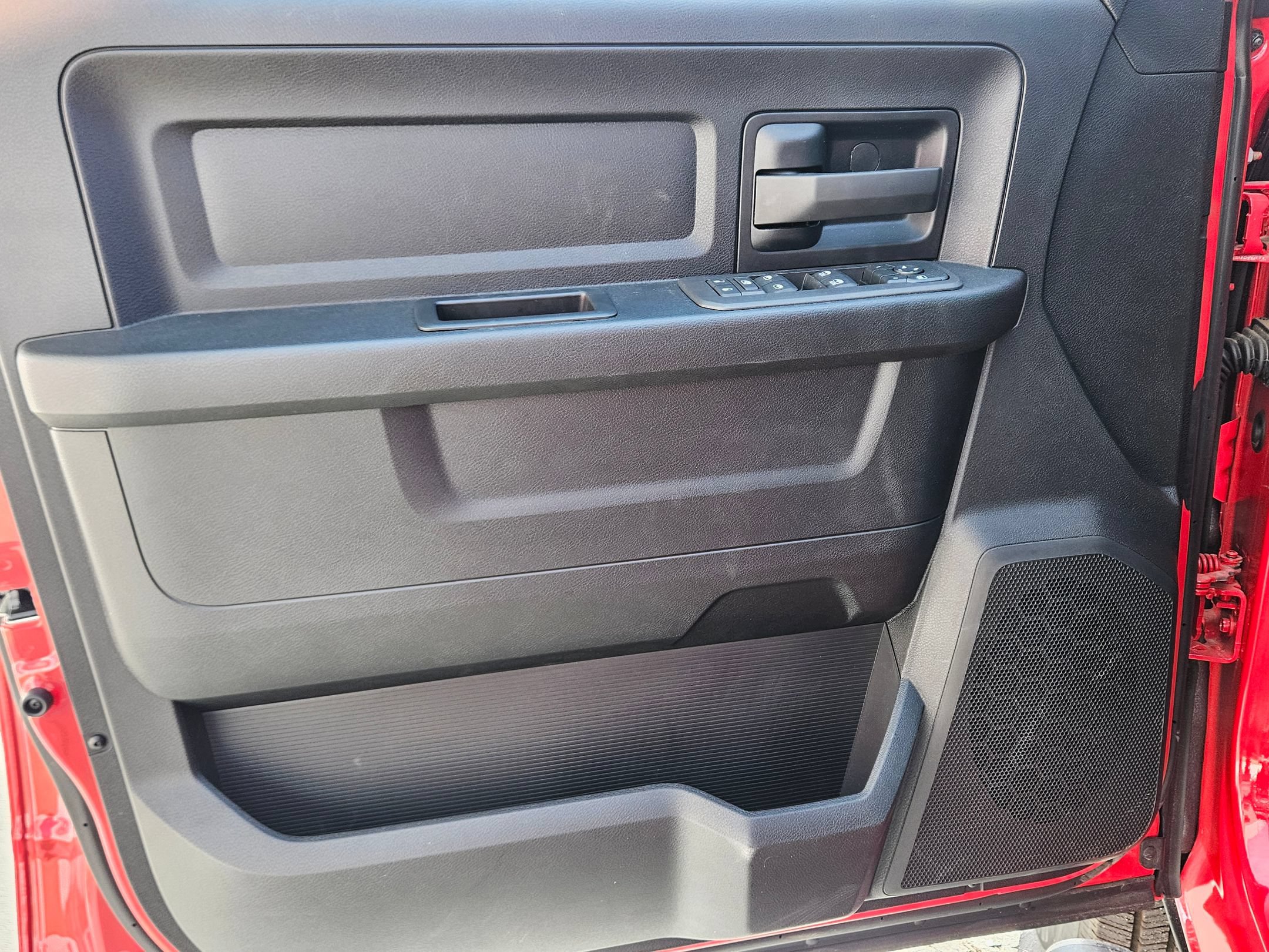 New 2026 RAM 2500 Tradesman AWD/4WD image 17