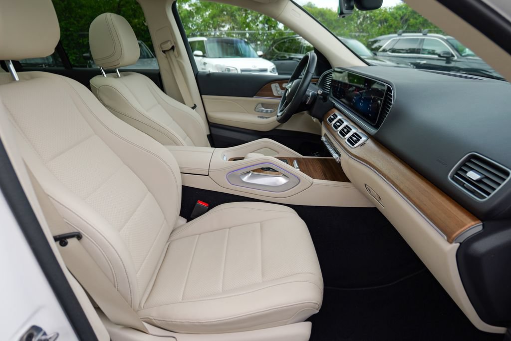 Used 2025 Mercedes-Benz GLE 450e 4MATIC image 38