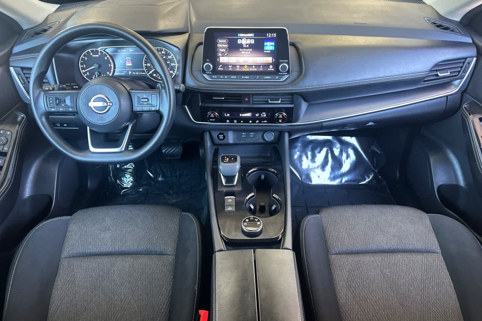 Used 2024 Nissan Rogue SV AWD/4WD image 3