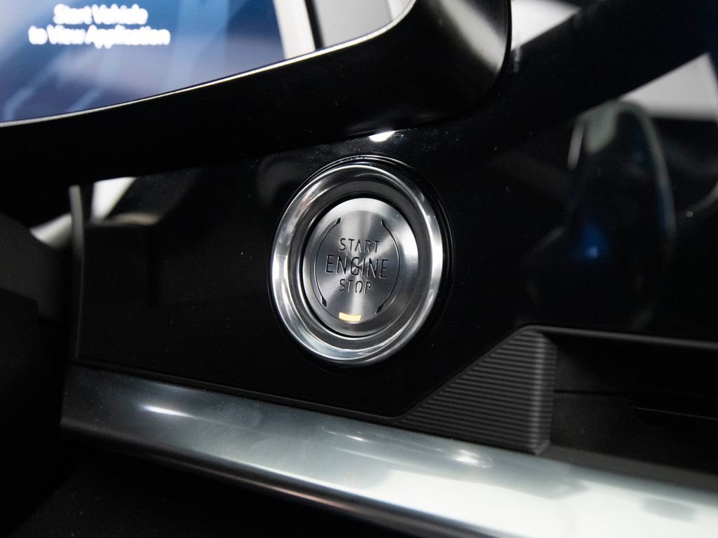 Used 2024 Chevrolet Corvette Z06 image 22