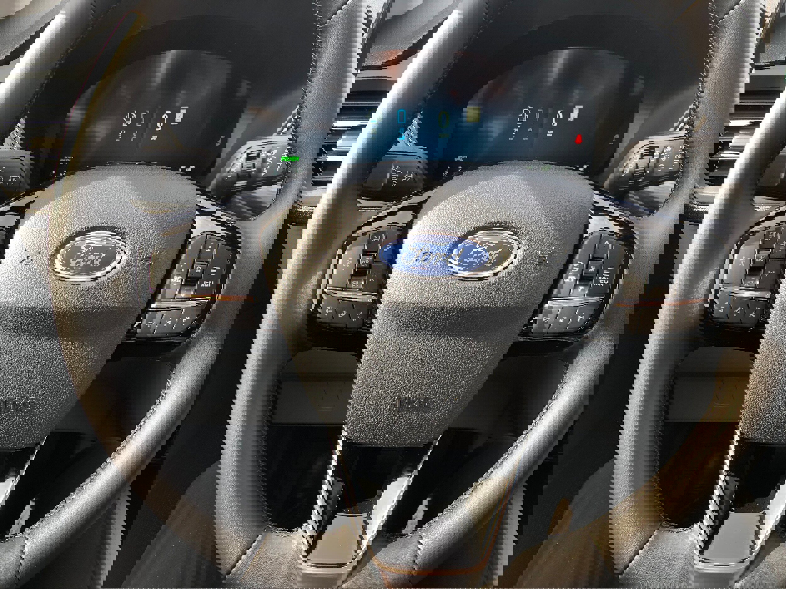 New 2026 Ford Escape SE w/ PHEV Premium Package image 21