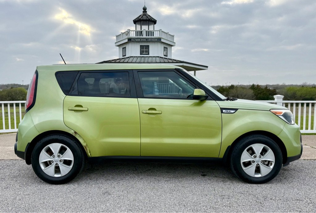 Used 2016 Kia Soul image 4