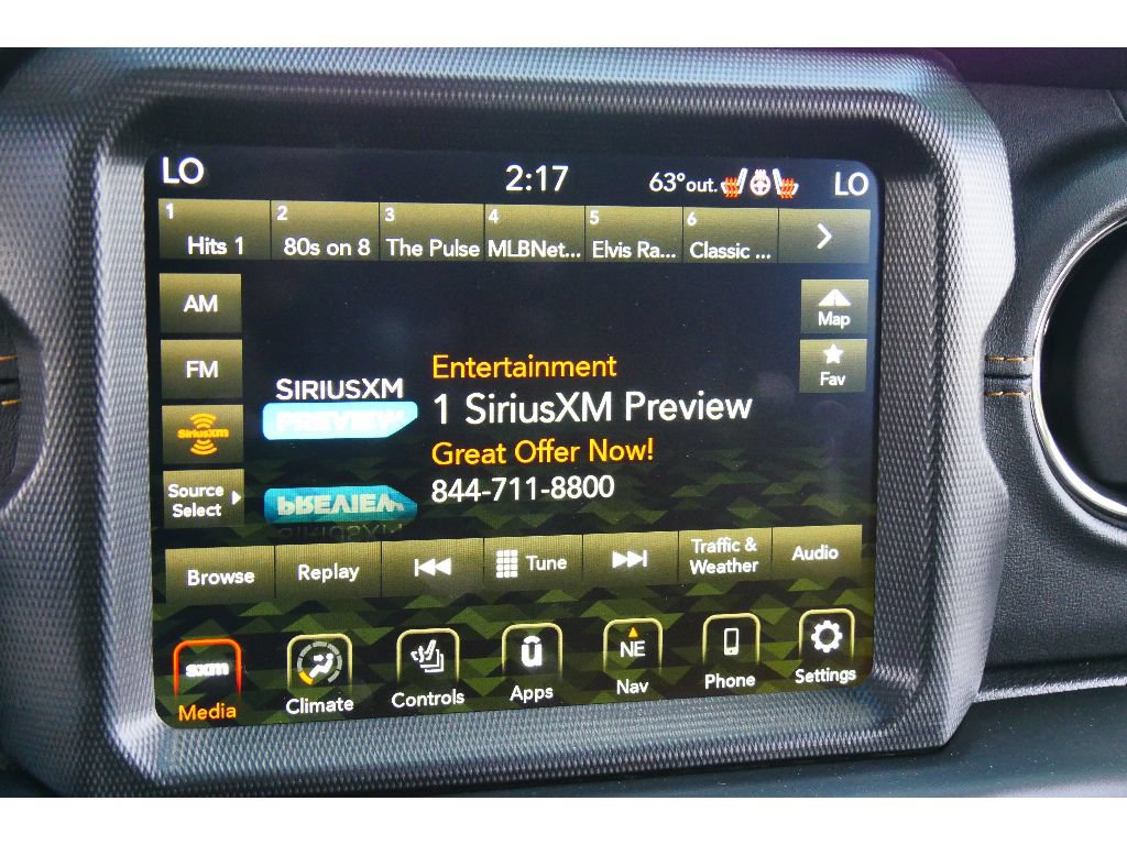 Used 2022 Jeep Wrangler Unlimited Sahara AWD/4WD image 26