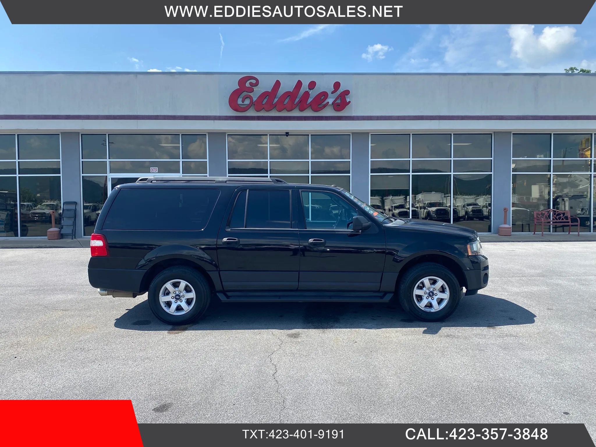 Used 2017 Ford Expedition EL XL w/ Equipment Group 101A AWD/4WD image 1