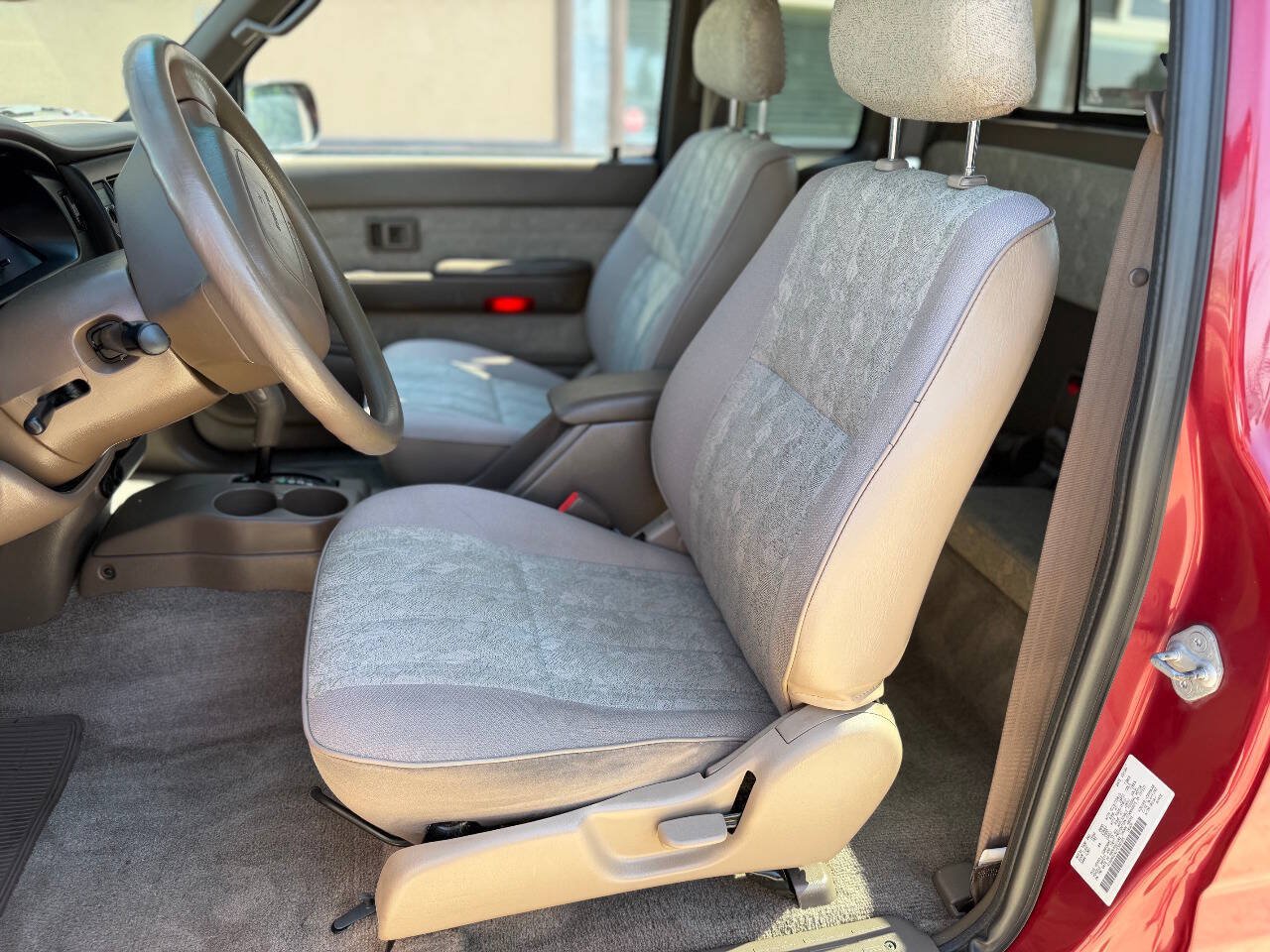 Used 2000 Toyota Tacoma PreRunner w/ Value Pkg RWD image 12