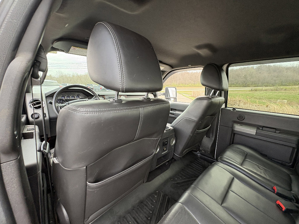 Used 2011 Ford F250 Lariat w/ Lariat Interior Pkg image 20