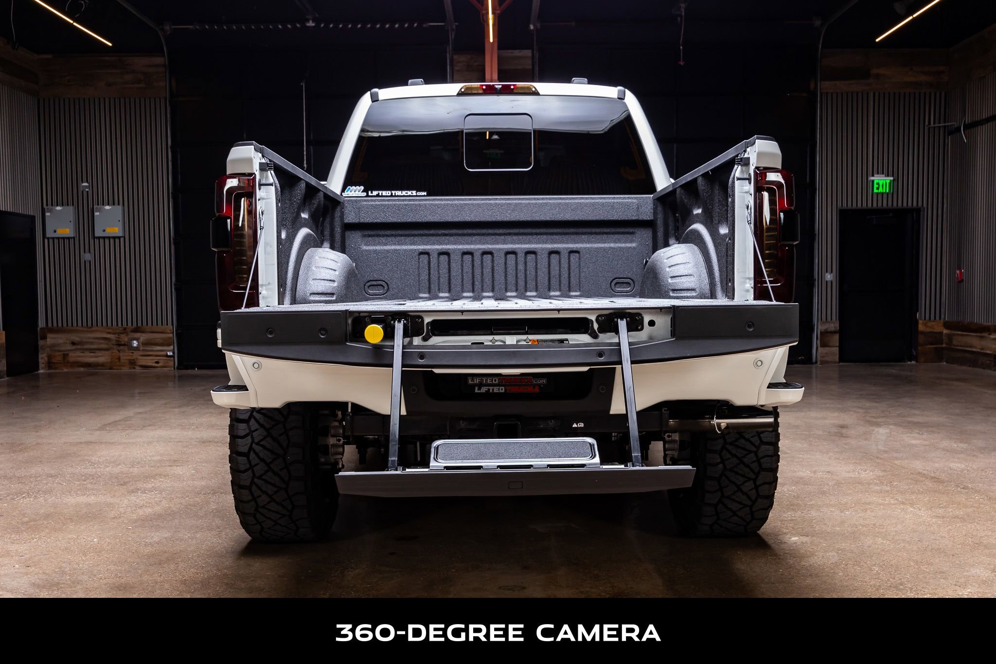 Used 2024 Ford F250 King Ranch w/ Chrome Package image 8