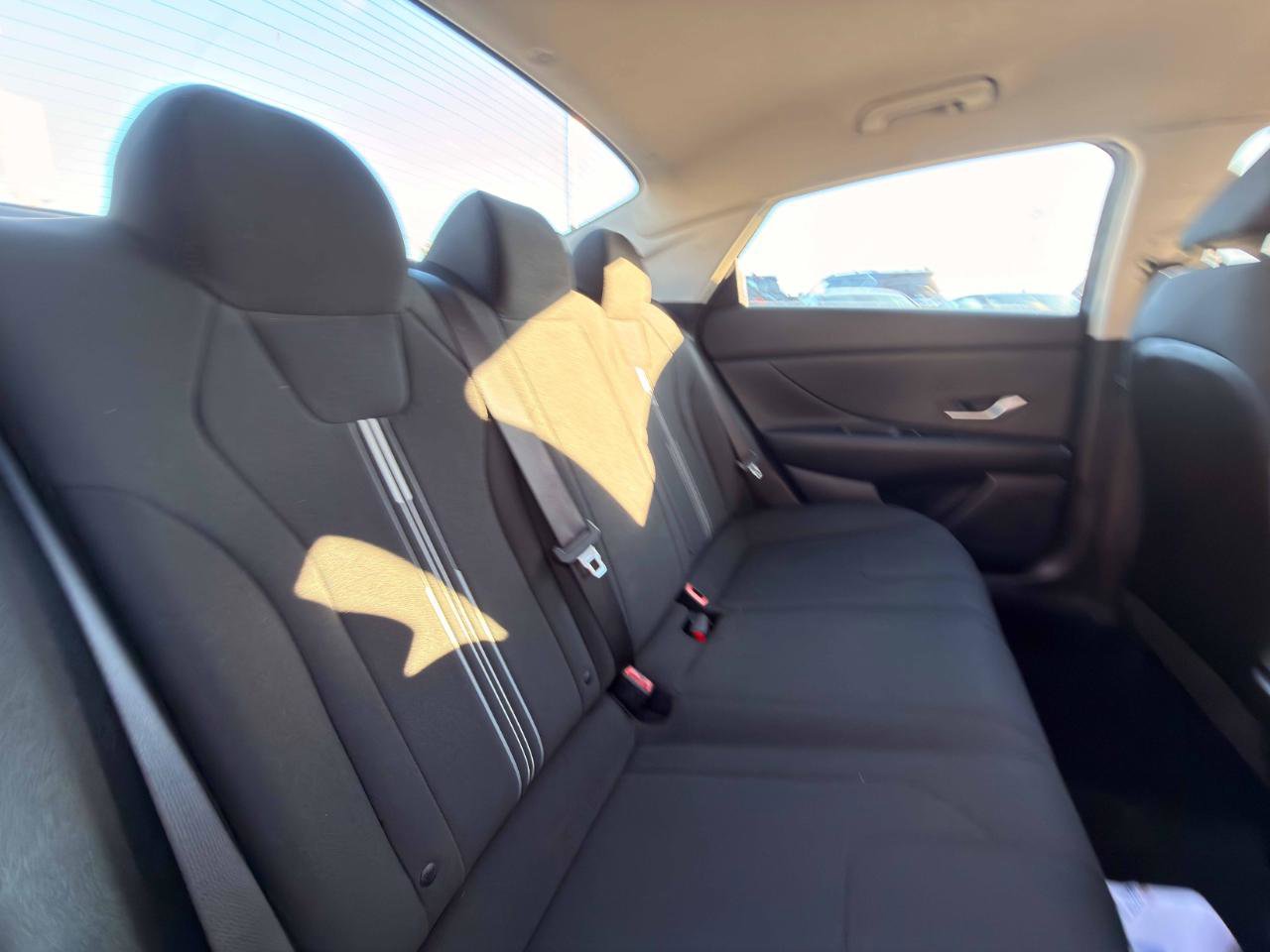Used 2021 Hyundai Elantra SEL FWD image 22