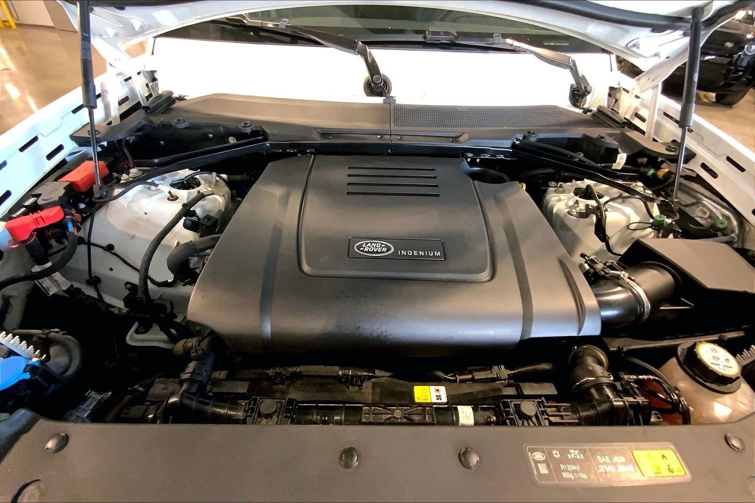 Used 2023 Land Rover Defender 110 S image 29