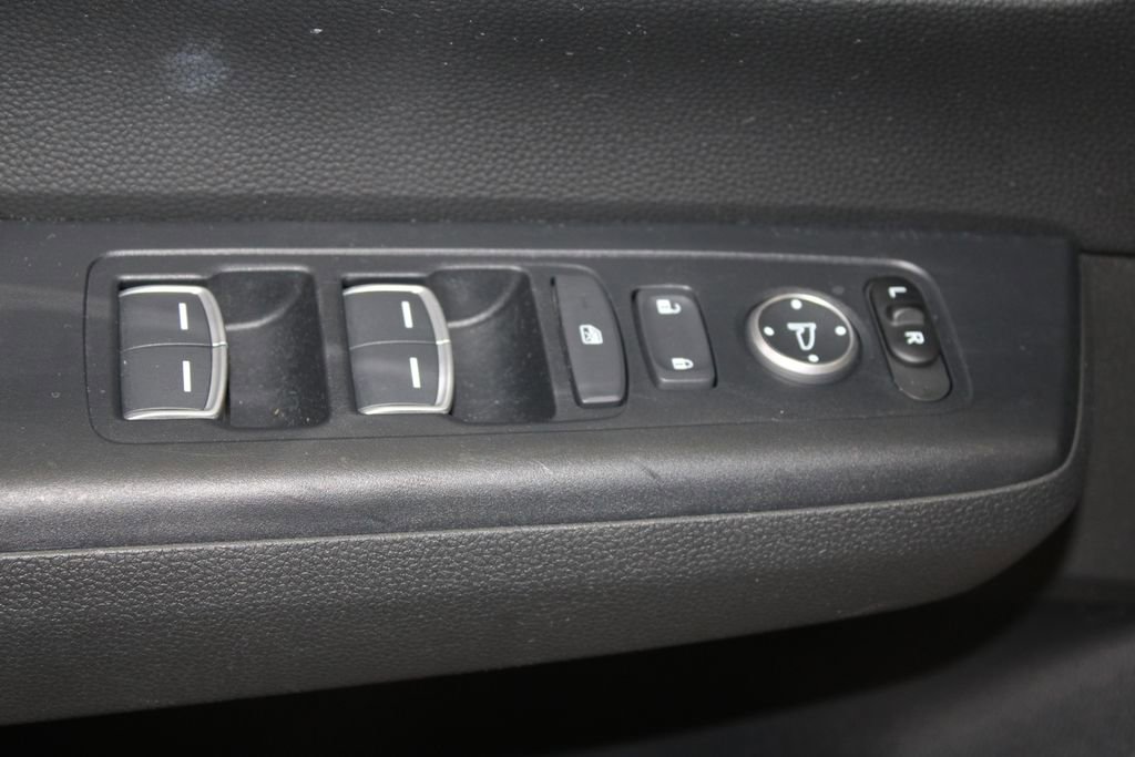 Used 2024 Honda CR-V EX-L image 9