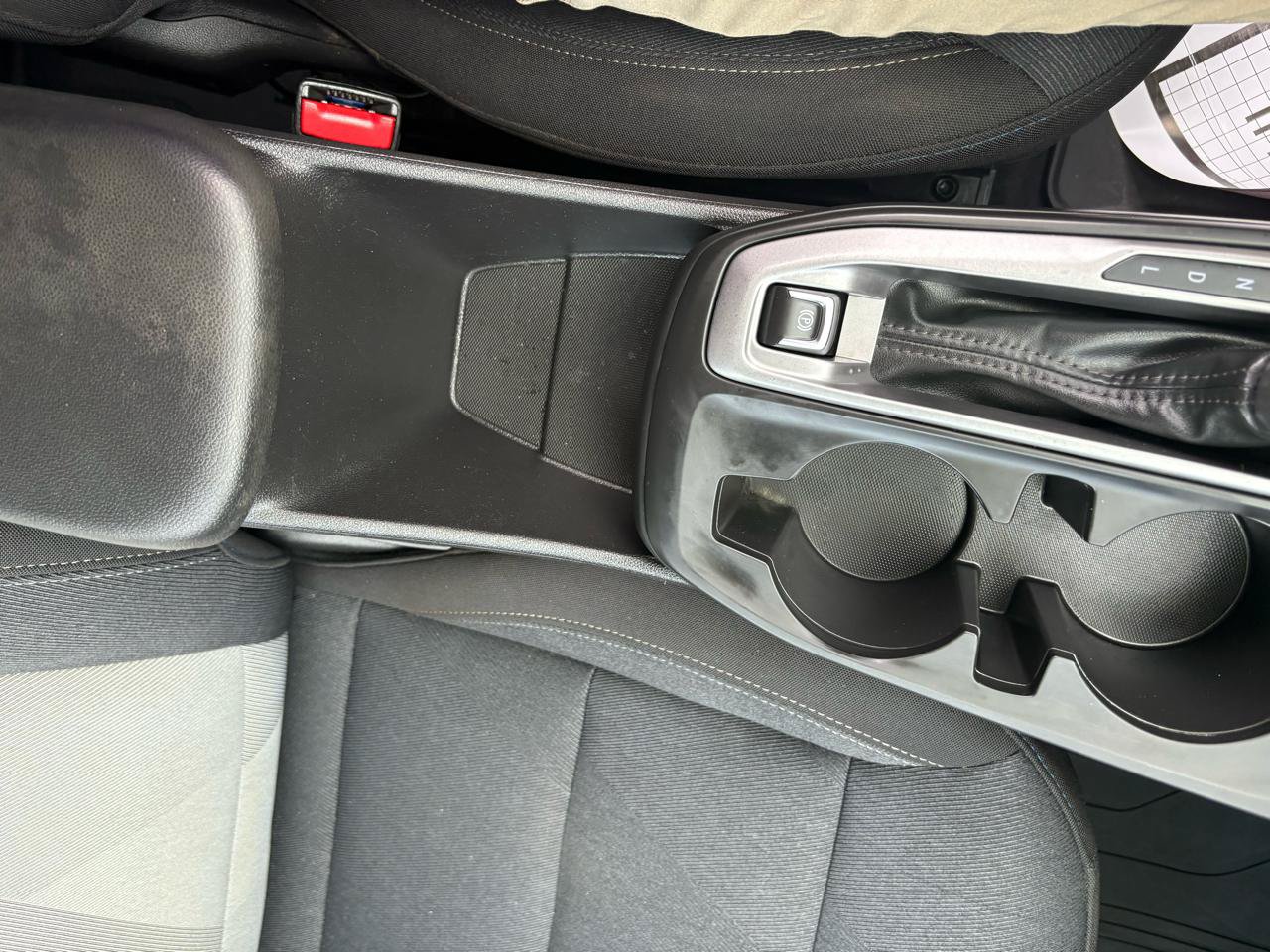 Used 2025 Chevrolet Trax LS w/ LS Convenience Package FWD image 28