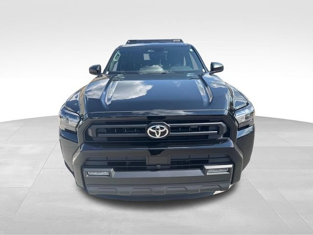 Used 2025 Toyota 4Runner SR5 AWD/4WD image 8