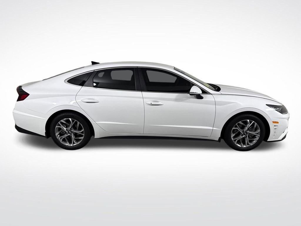 Used 2023 Hyundai Sonata SEL image 2