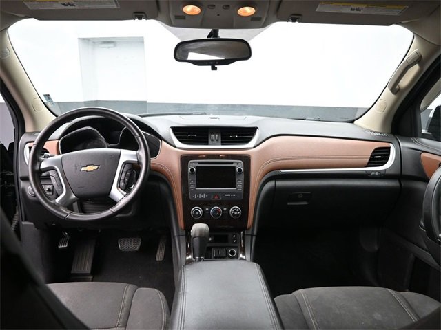 Used 2017 Chevrolet Traverse LT image 22