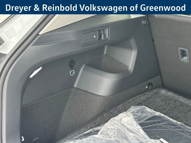 New 2026 Volkswagen Tiguan S FWD image 30