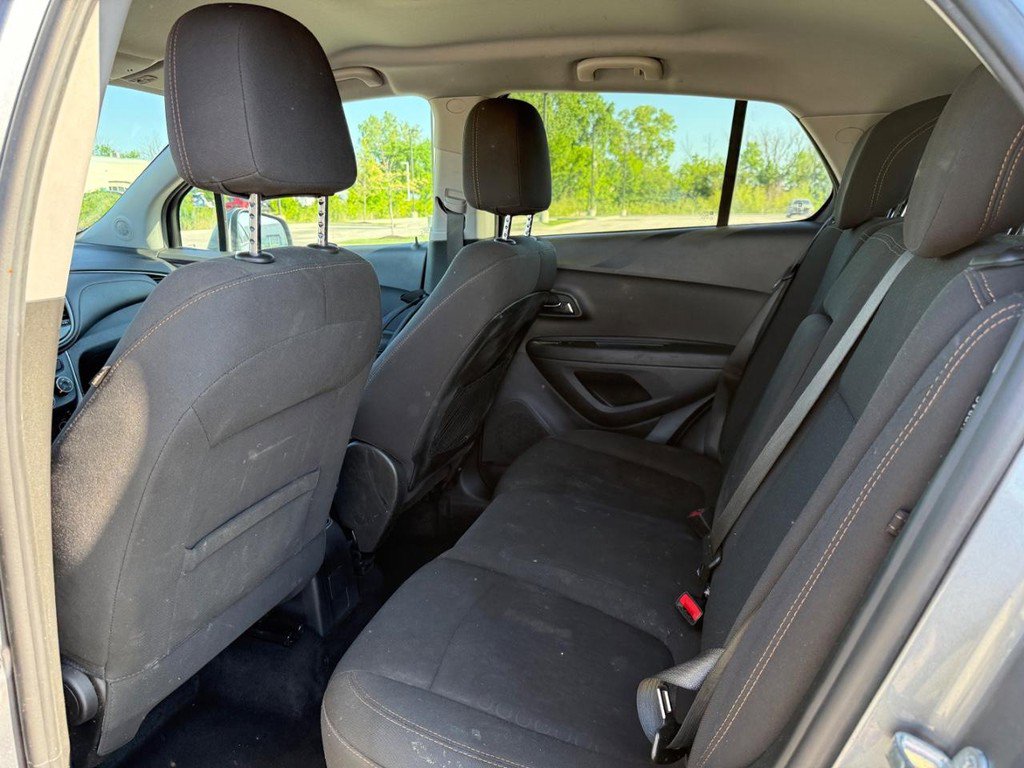 Used 2020 Chevrolet Trax LS w/ Tint and Cruise Package FWD image 11