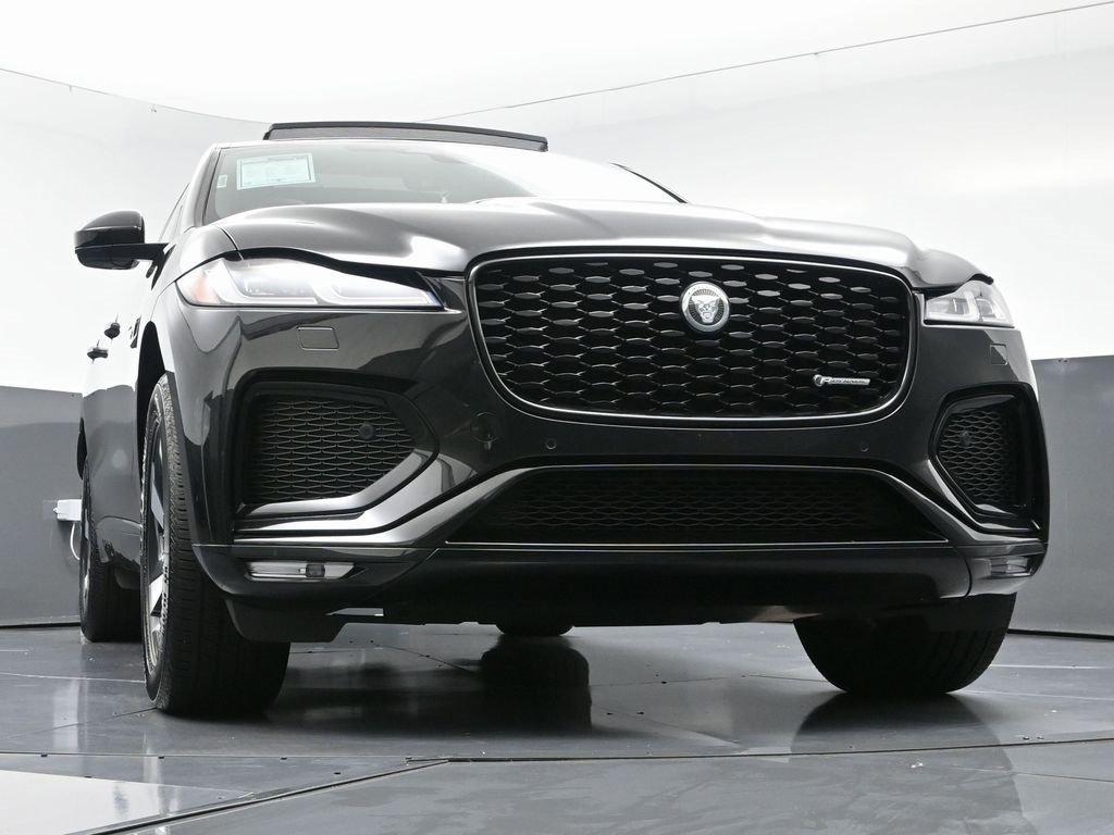 Used 2024 Jaguar F-PACE R-Dynamic S image 53