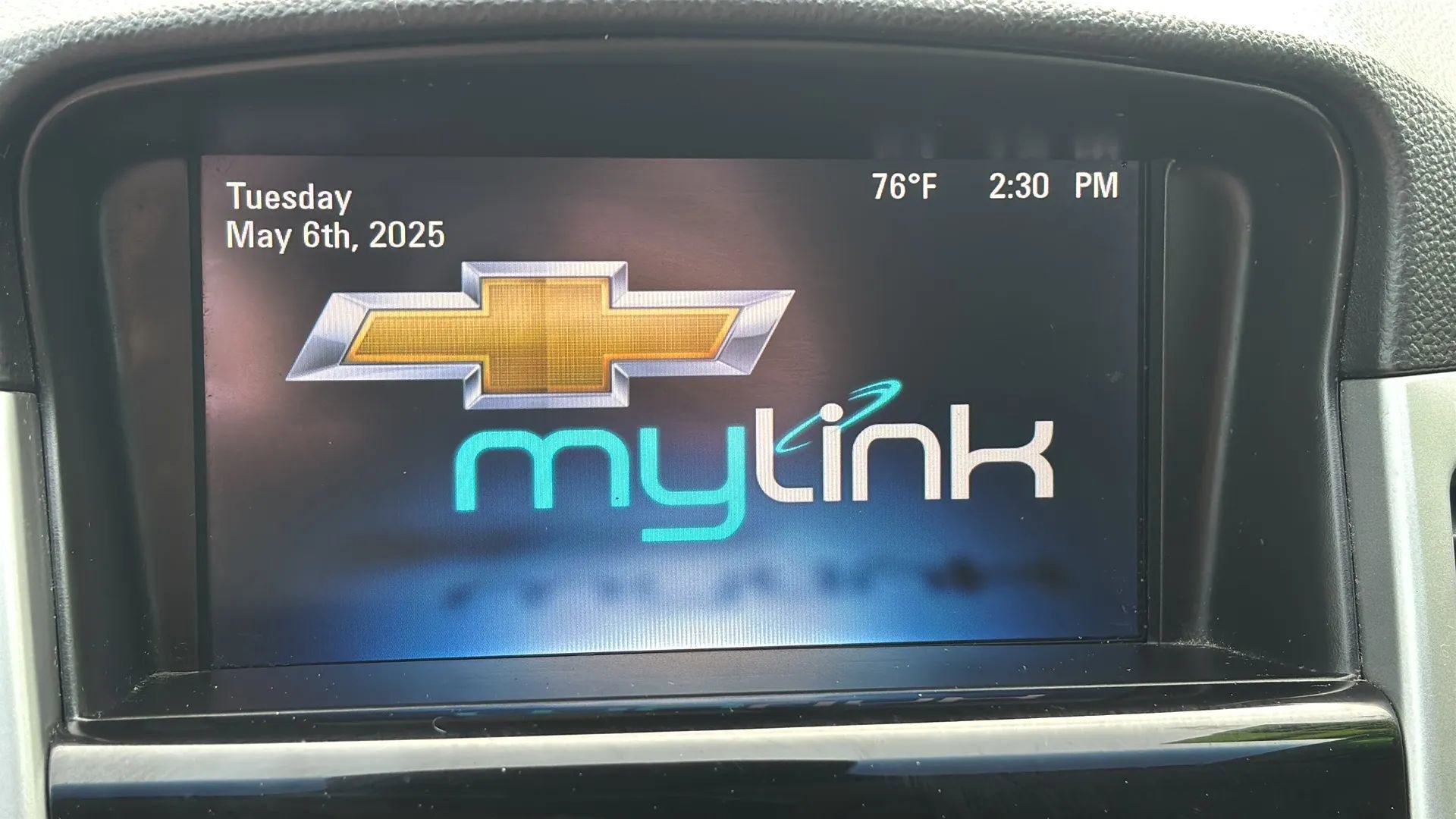 Used 2014 Chevrolet Cruze LT w/ Technology Package FWD image 25