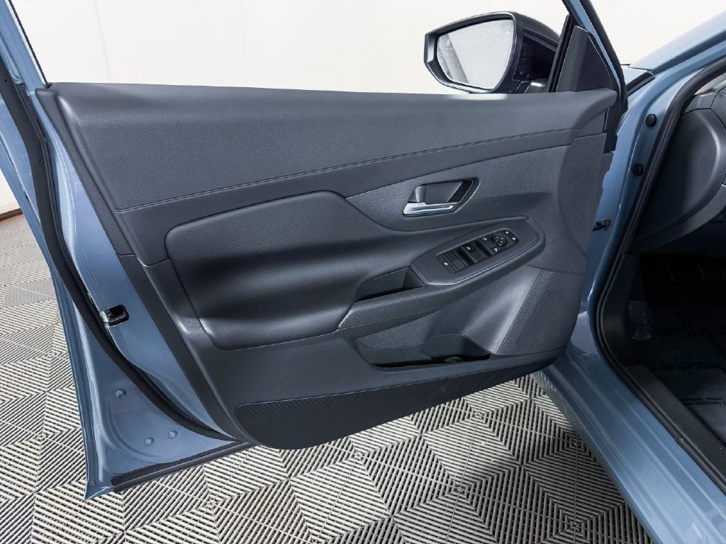 Certified 2026 Nissan Sentra SV w/ SV Convenience Package FWD image 43