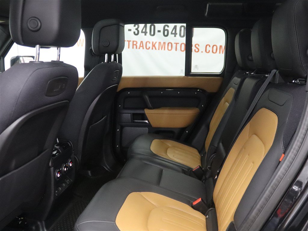 Used 2021 Land Rover Defender 110 X AWD/4WD image 18