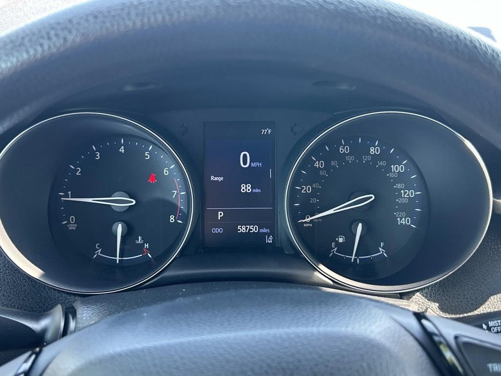 Used 2019 Toyota C-HR LE image 26