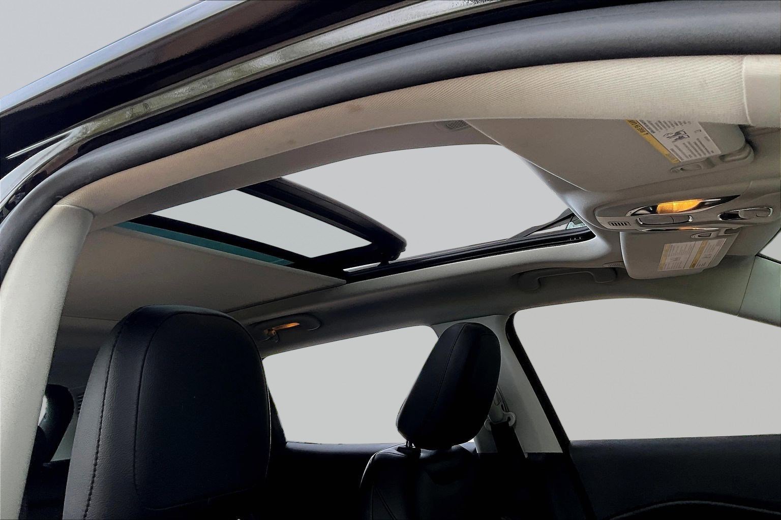 Used 2021 Jeep Compass Latitude w/ Sun and Sound Group AWD/4WD image 26