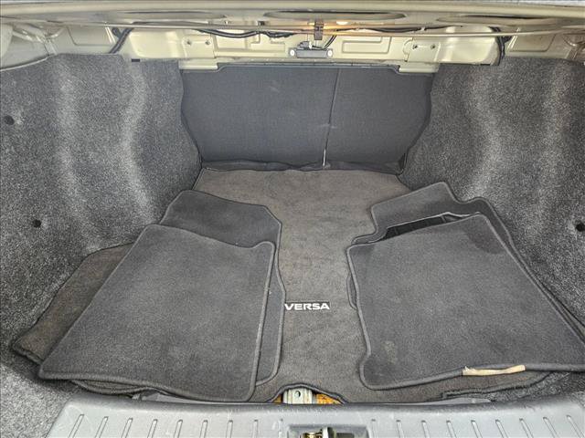 Used 2021 Nissan Versa SR w/ Convenience Package FWD image 23