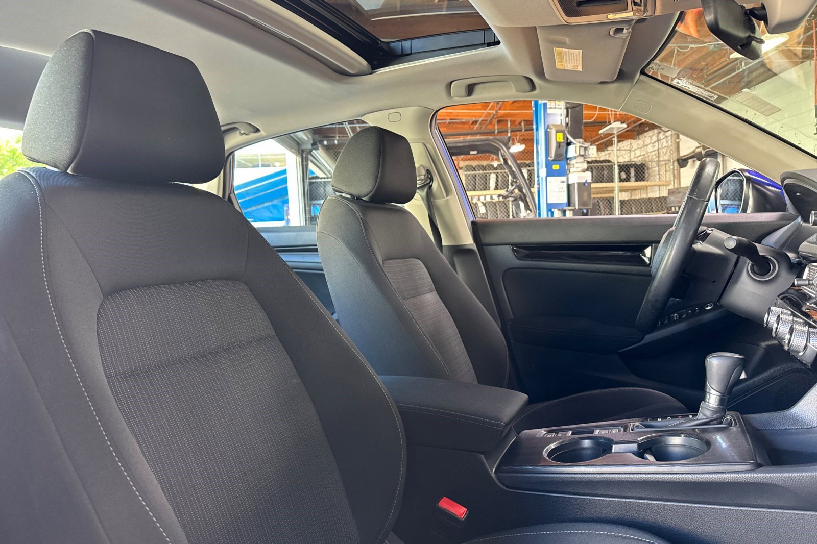 Certified 2023 Honda Civic EX image 31